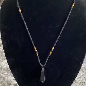 Elegant Black and Gold Gemstone Necklace